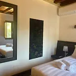 Opus Boutique Tosca -city Center Bed & Breakfast 4*