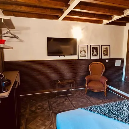 B&B Opus Firenze Boutique B&B Tosca Suite -City Center 4*