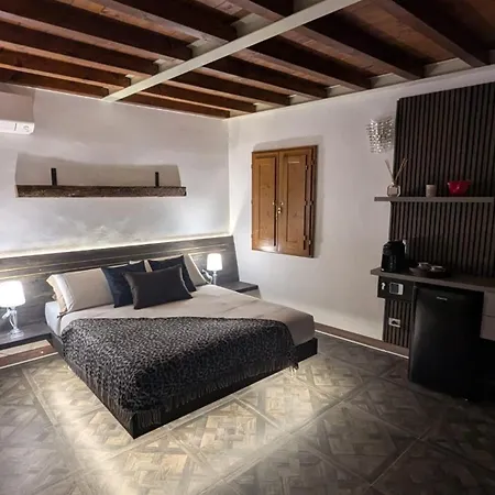 Couette-café Opus Firenze Boutique B&B Tosca Suite -City Center 4*