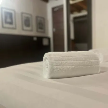 Opus Firenze Boutique B&B Tosca Suite -City Center Couette-café